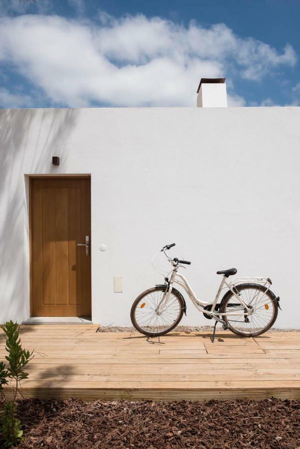 Craveiral Farmhouse By Belong Staying & Feeling Sao Teotonio Exterior photo